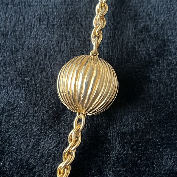 GIVENCHY Necklace Gold Ribbon Chained Gripoix Large Glass Balled Design - Picture 9 of 13